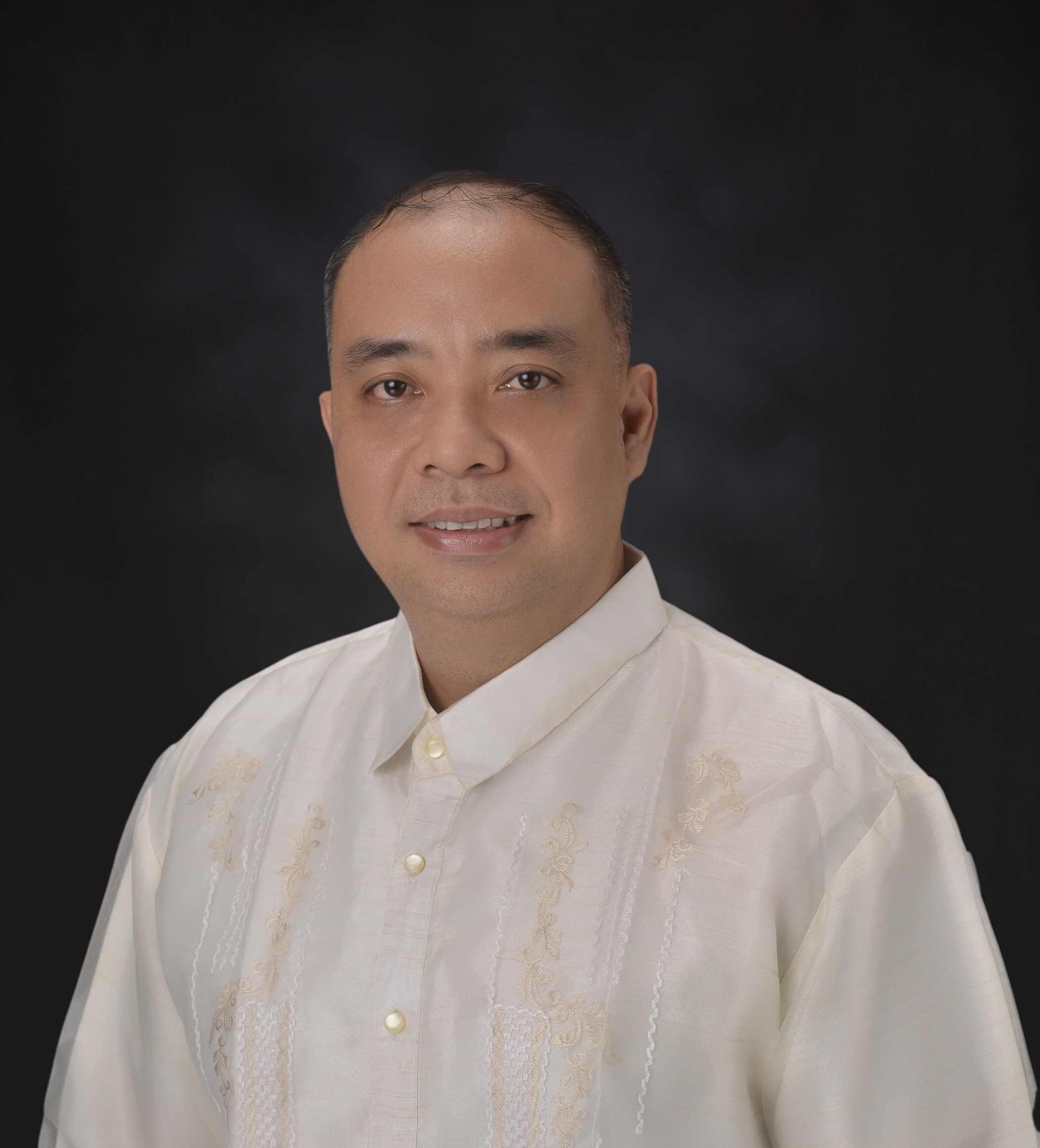Dr. Patrick Delumpa